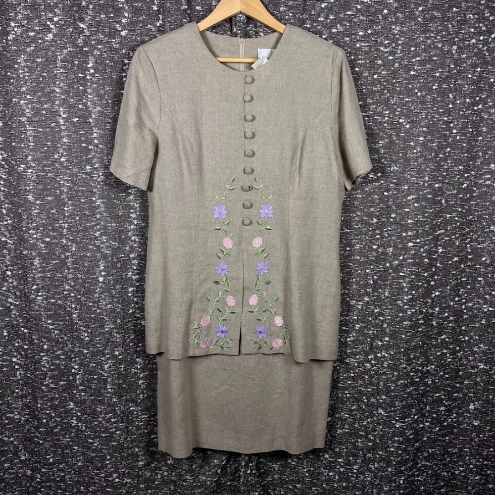 Halmode Petites Dress‎ Embroidered with Flowers - One Piece Sewed Size 8
